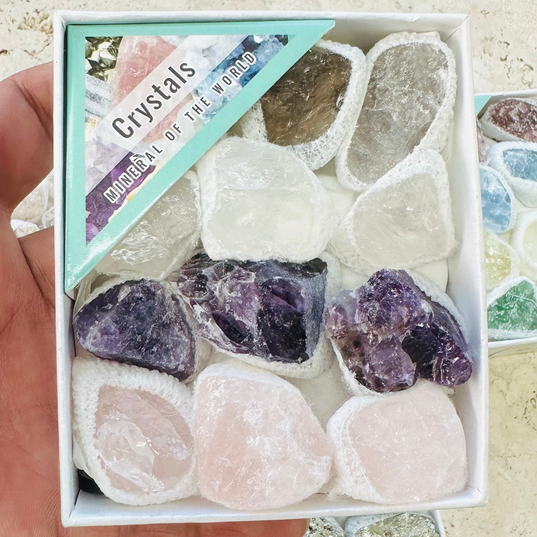 Mix-Crystal Rough Box-MINI - AM/Qtz Mix-Crystal Rough Box-MINI - AM/Qtz